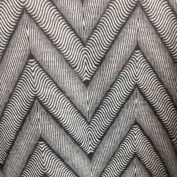 M Lularoe Patrick - Picture 2 of 3